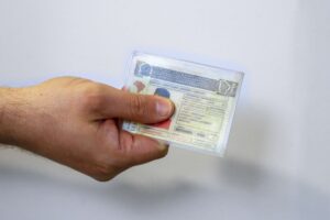 O que acontece se tomar multa durante o processo de habilitação?